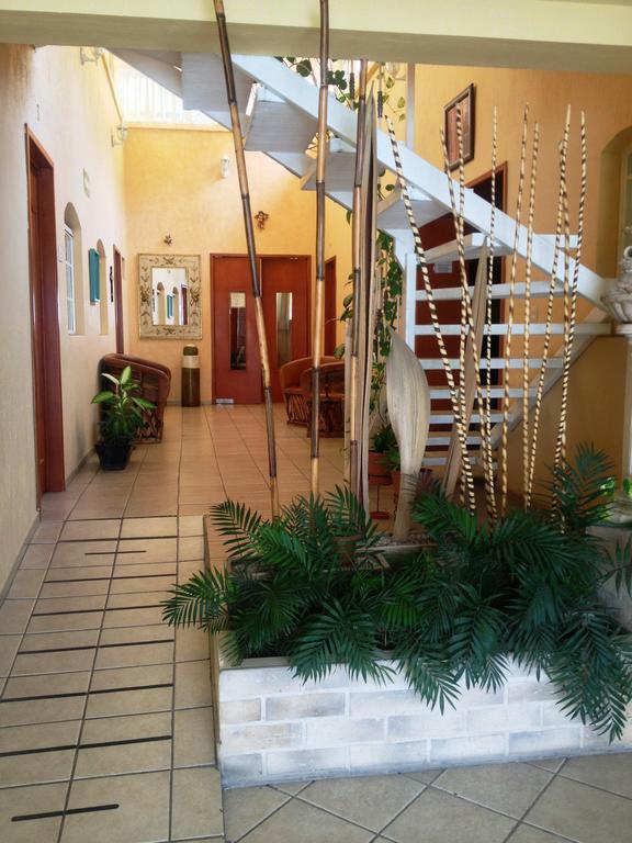 Residencia Los Angeles Bed & Breakfast Гуадалахара Екстериор снимка